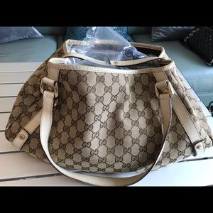 Gucci canvas hobo purse